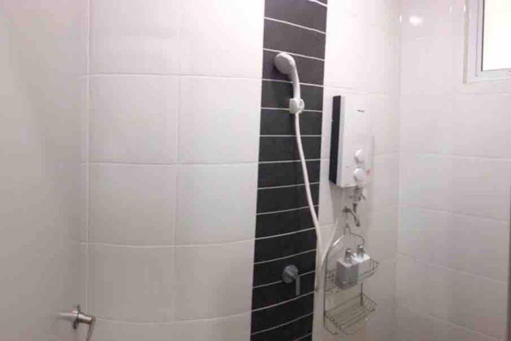 盛婷民宿a S&Thomez 2Bedrooms Mesamall Wifi Klia Usim Miu Inti Nu นิไล ภายนอก รูปภาพ
