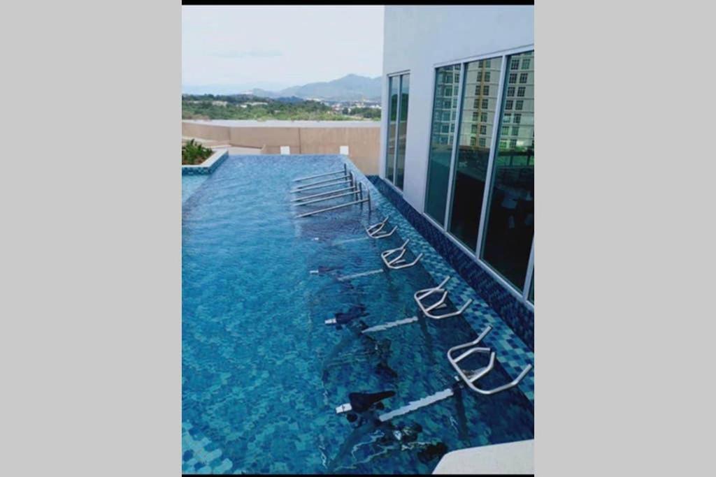 盛婷民宿a S&Thomez 2Bedrooms Mesamall Wifi Klia Usim Miu Inti Nu นิไล ภายนอก รูปภาพ