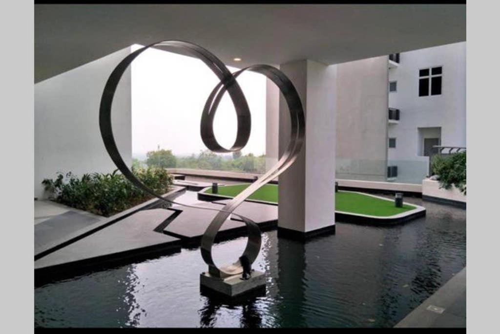盛婷民宿a S&Thomez 2Bedrooms Mesamall Wifi Klia Usim Miu Inti Nu นิไล ภายนอก รูปภาพ