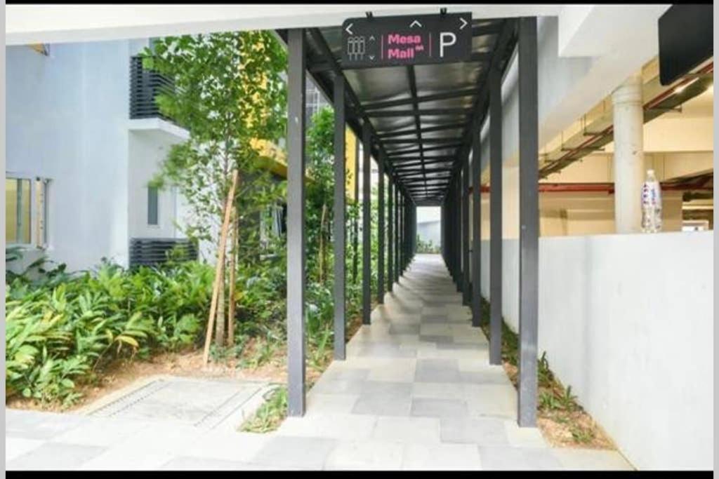盛婷民宿a S&Thomez 2Bedrooms Mesamall Wifi Klia Usim Miu Inti Nu นิไล ภายนอก รูปภาพ